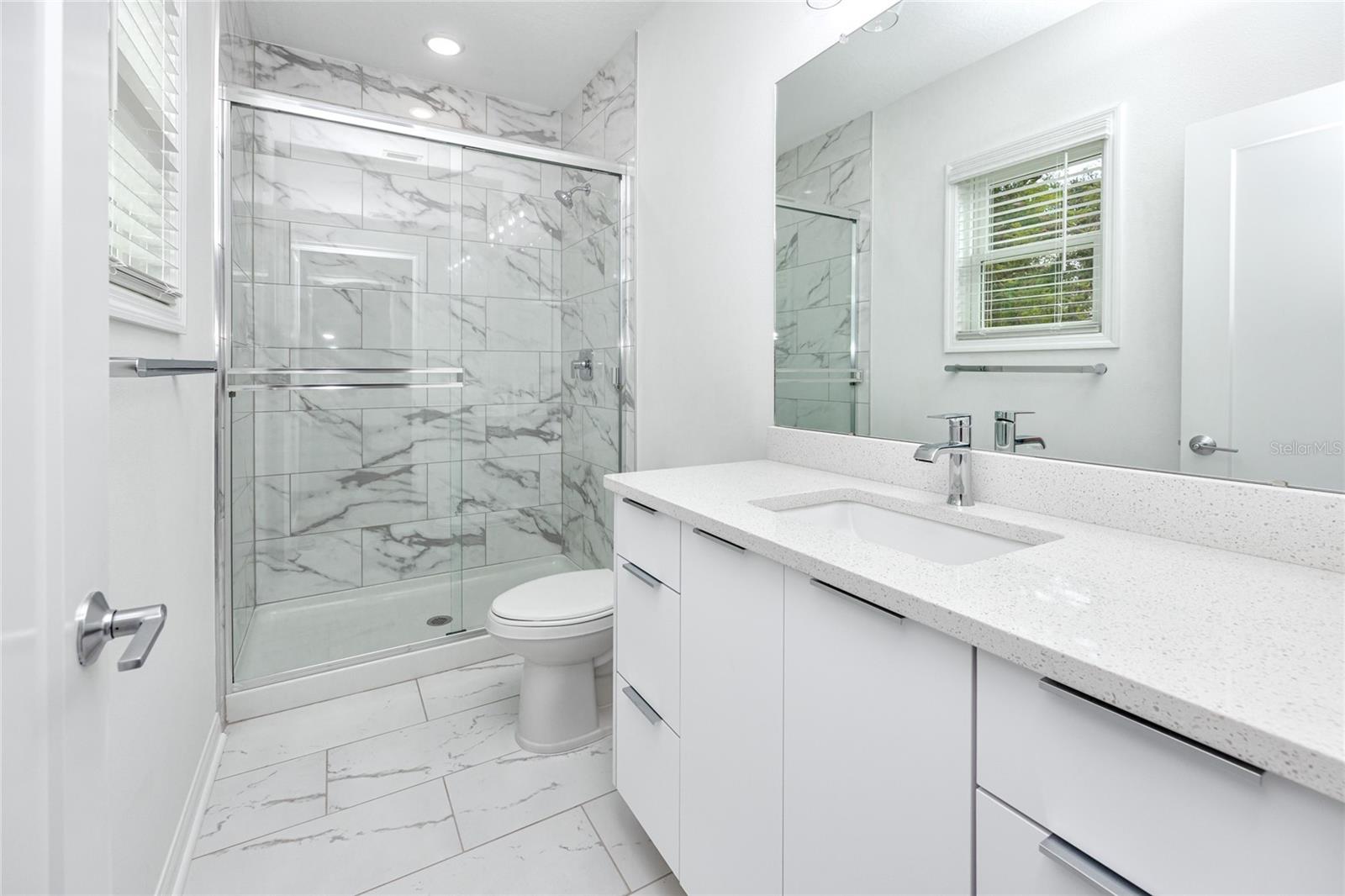 915 E 15TH AVE #1 — photo 26