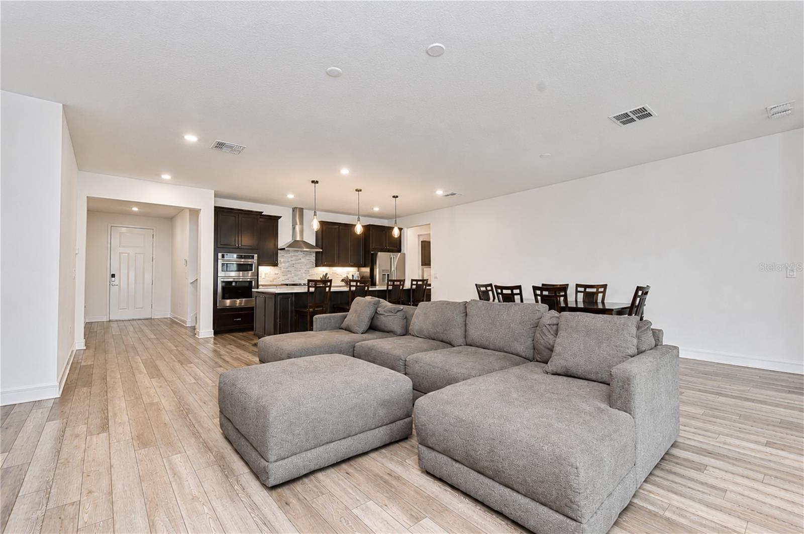 13857 SHARP HAWK DR — photo 6