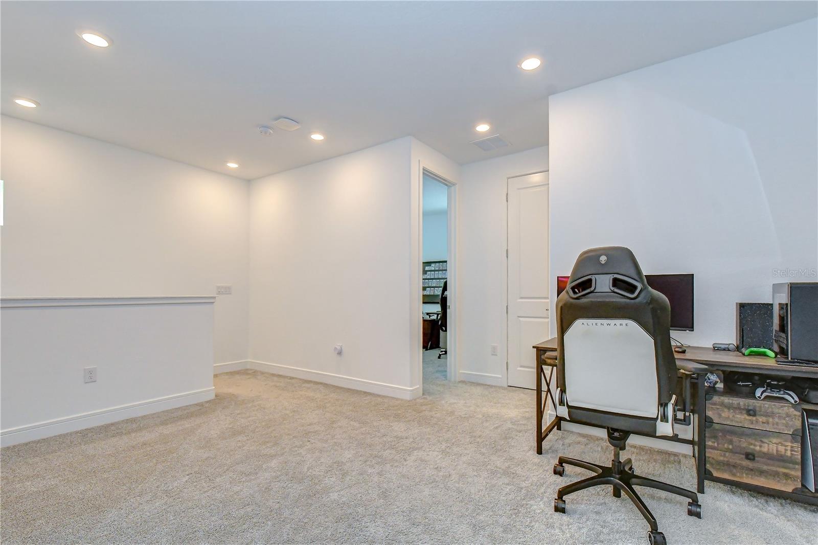 13857 SHARP HAWK DR — photo 27