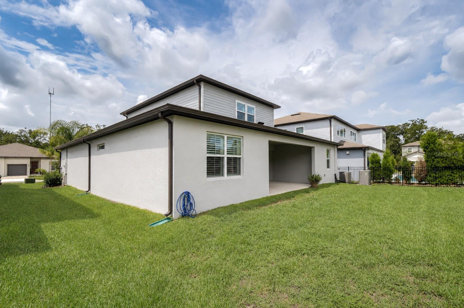 13857 SHARP HAWK DR — photo 2