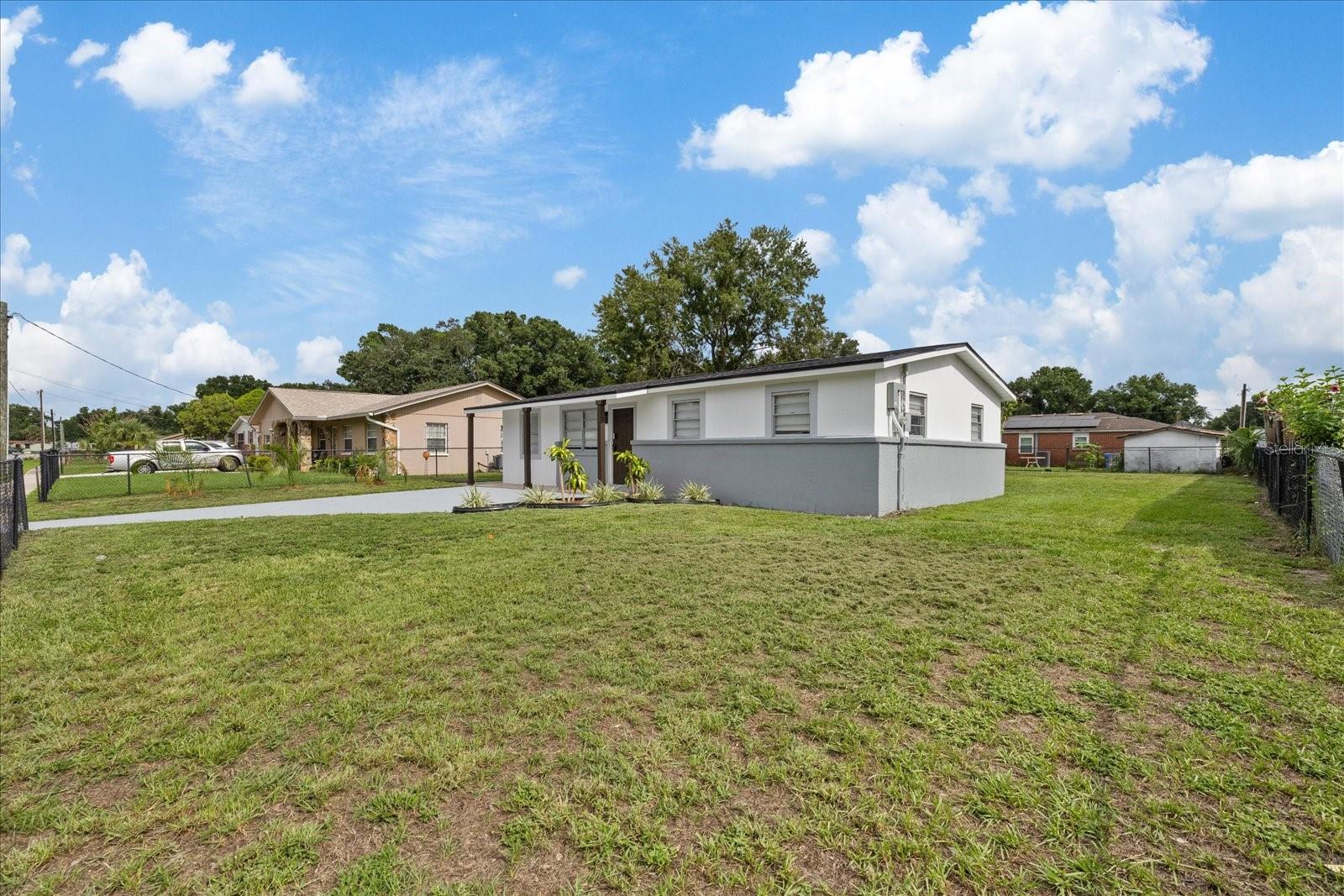 8303 BAHIA AVE — photo 4
