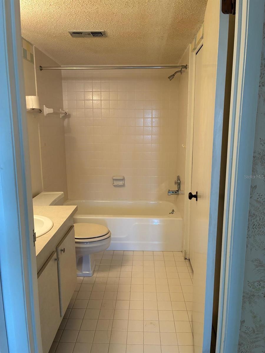 7020 COGNAC DR #4 — photo 15