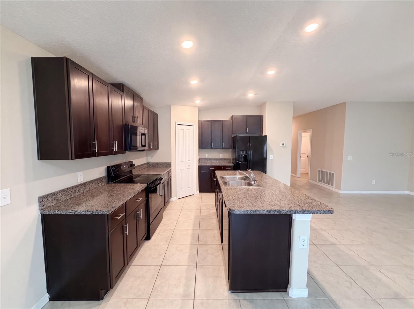 39693 HARVEST CREEK LN — photo 3