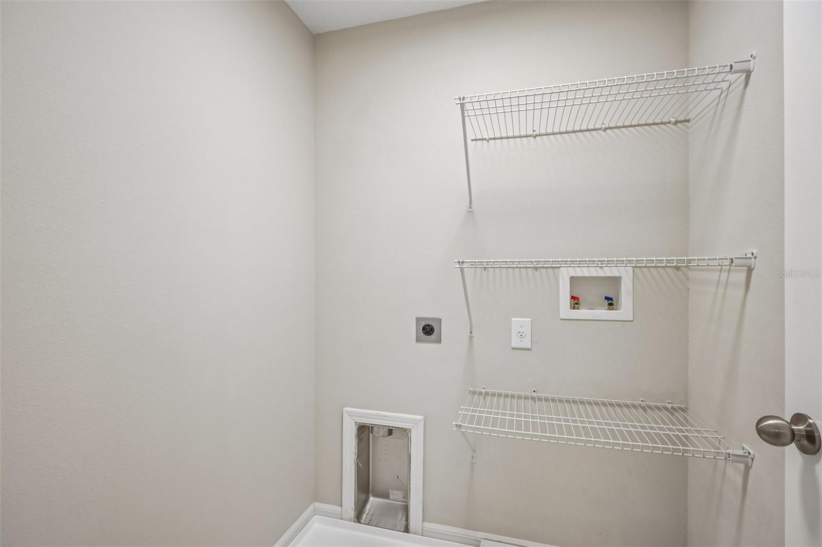 2246 GOLDEN FALCON DR — photo 20