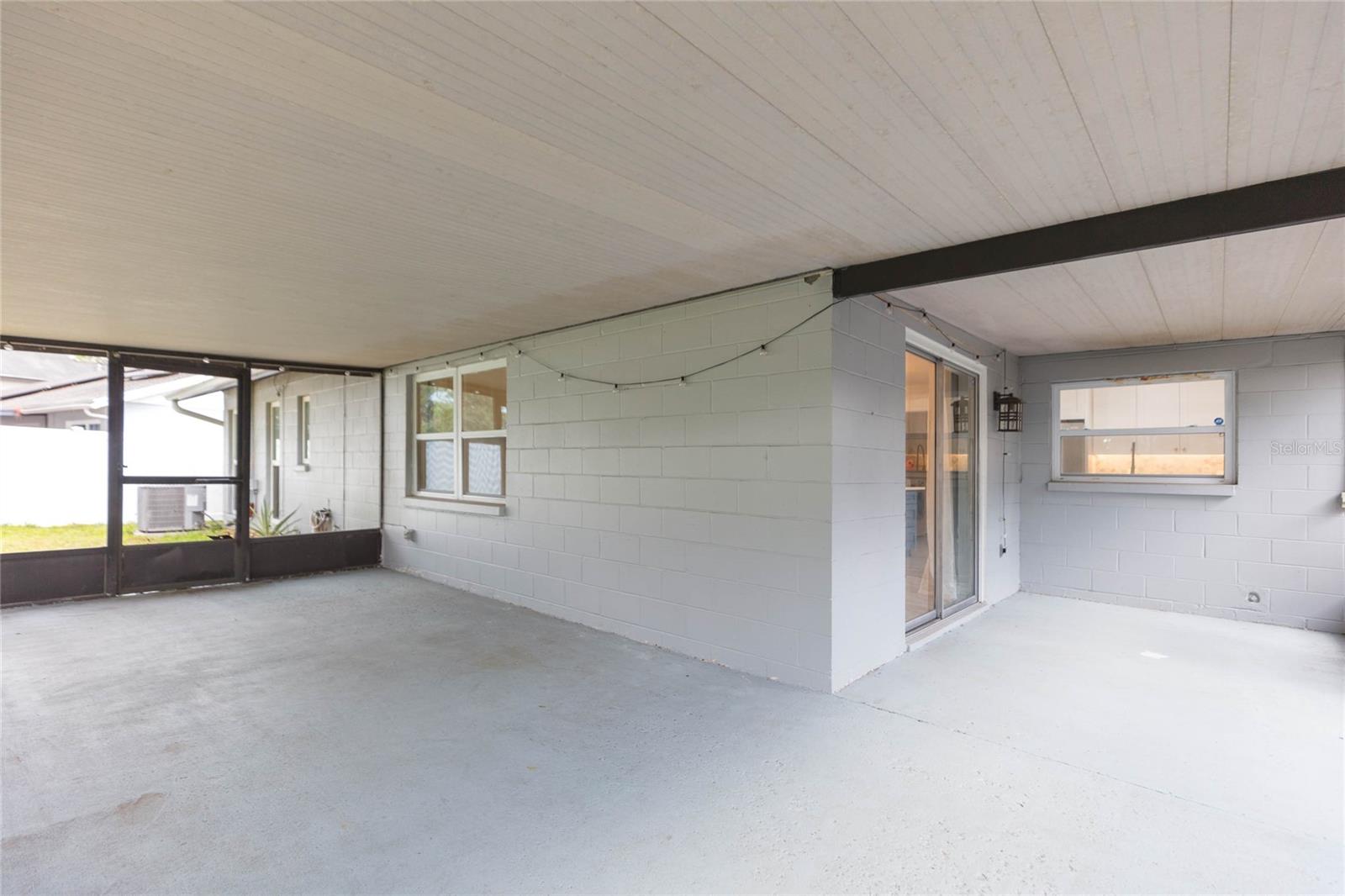 2705 LAKEVILLE DR — photo 35
