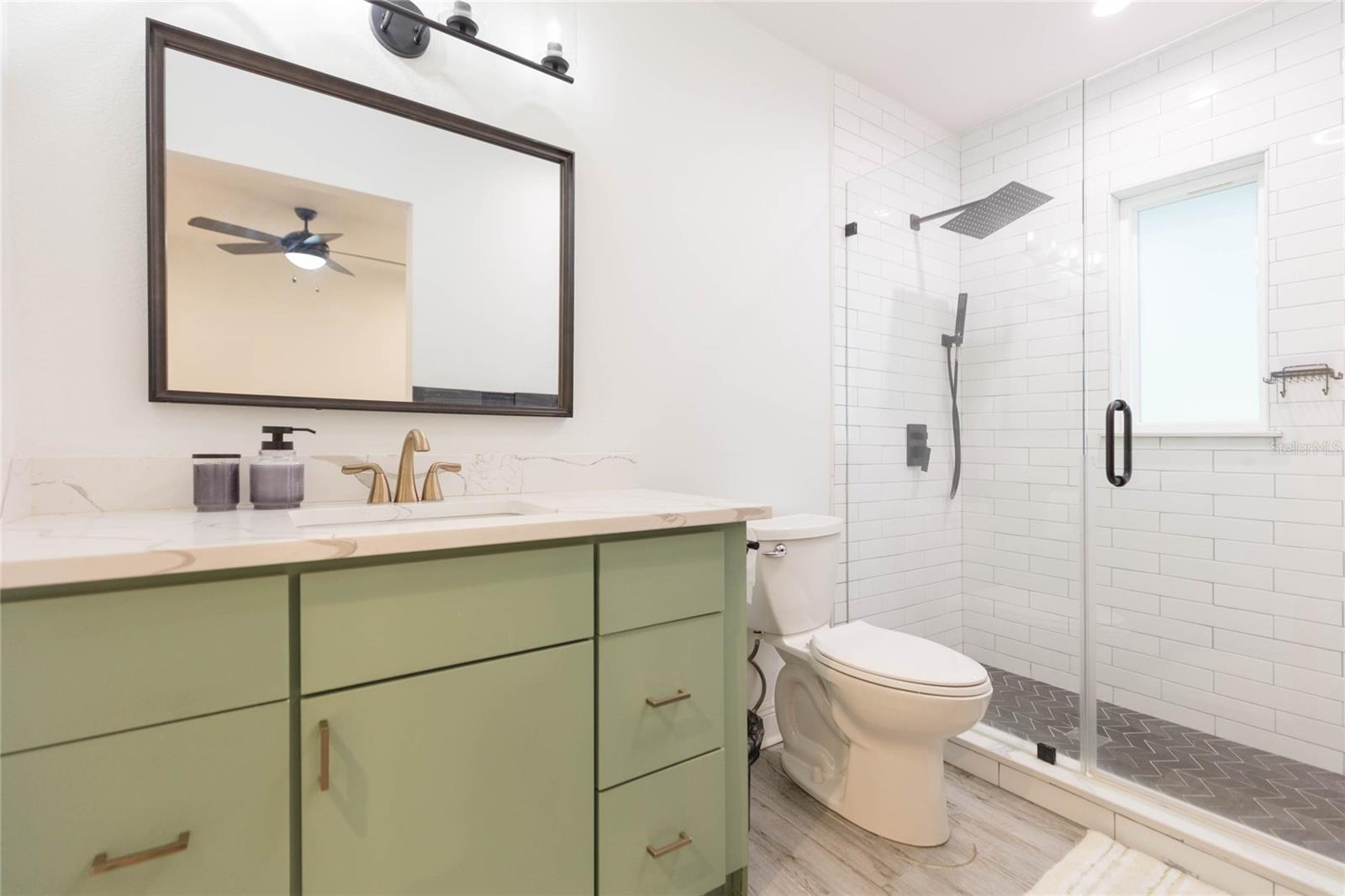 2705 LAKEVILLE DR — photo 22