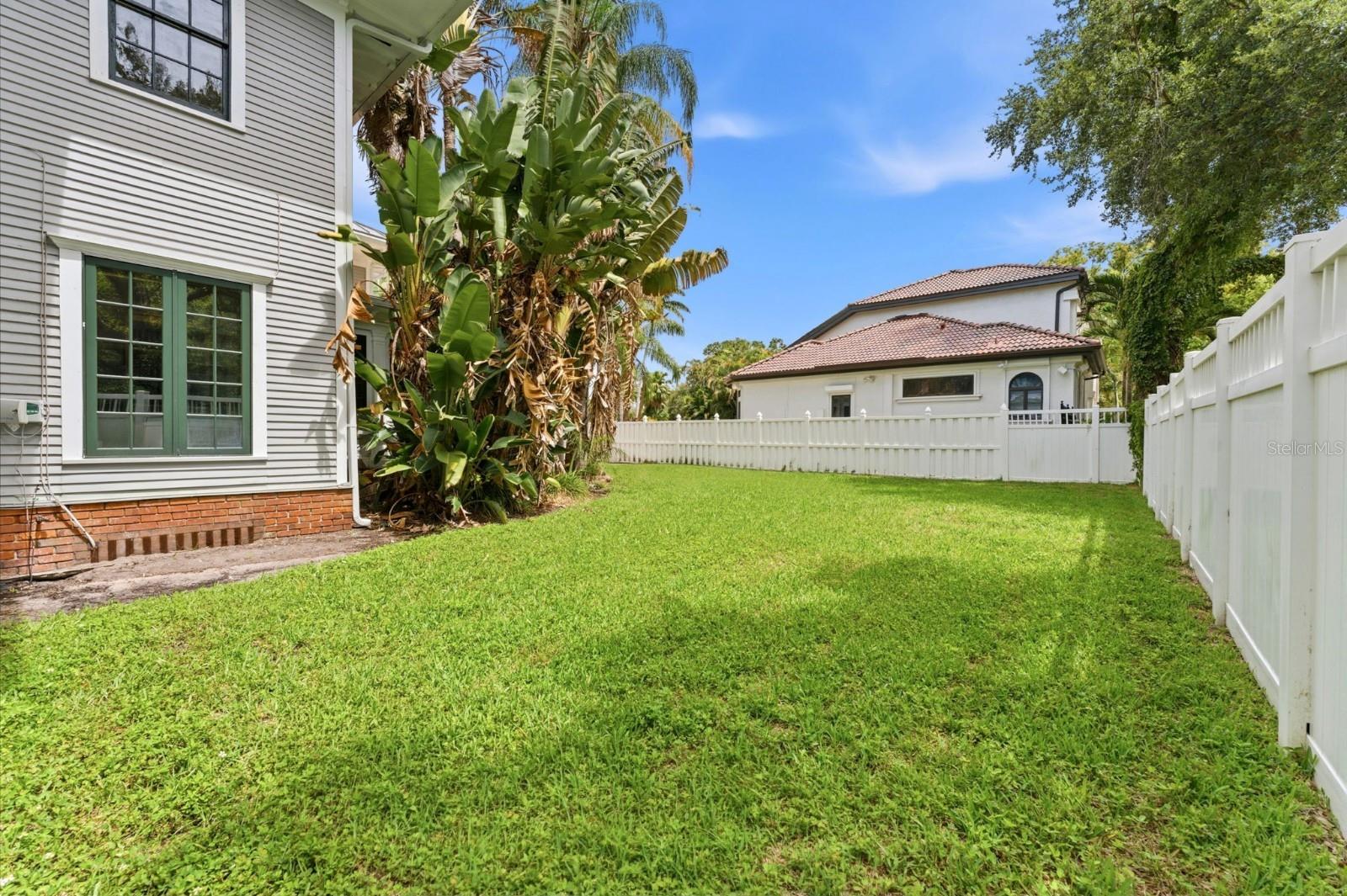 403 MAGNOLIA DR — photo 66