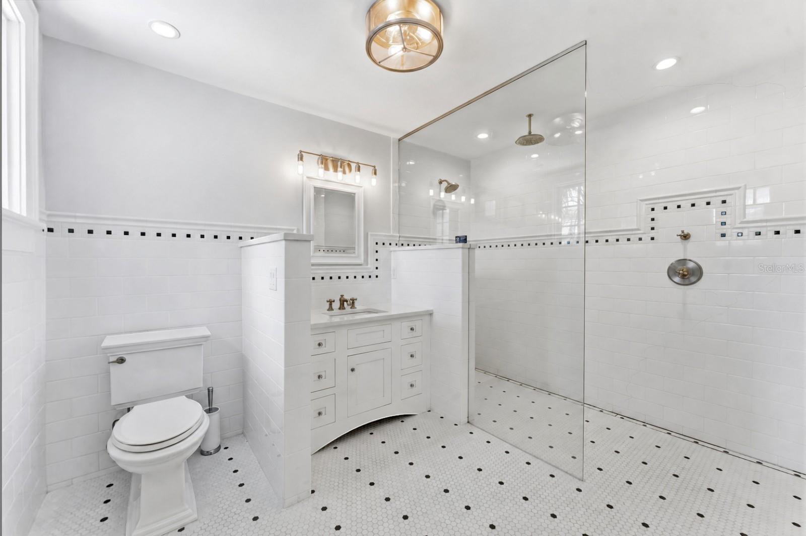 403 MAGNOLIA DR — photo 31