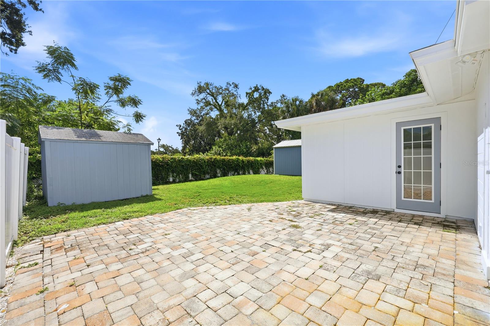 6103 CARLTON AVE — photo 26