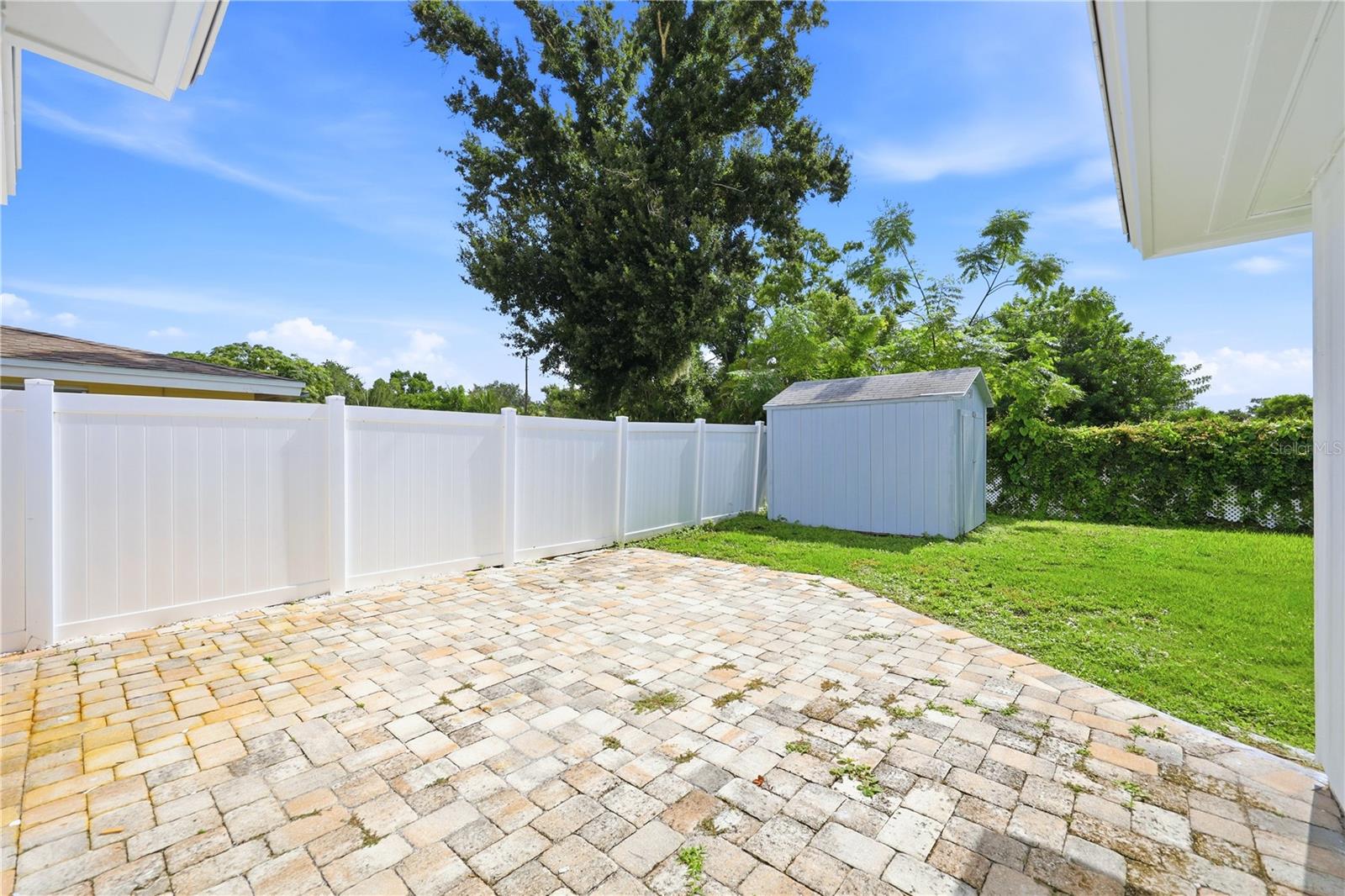 6103 CARLTON AVE — photo 25