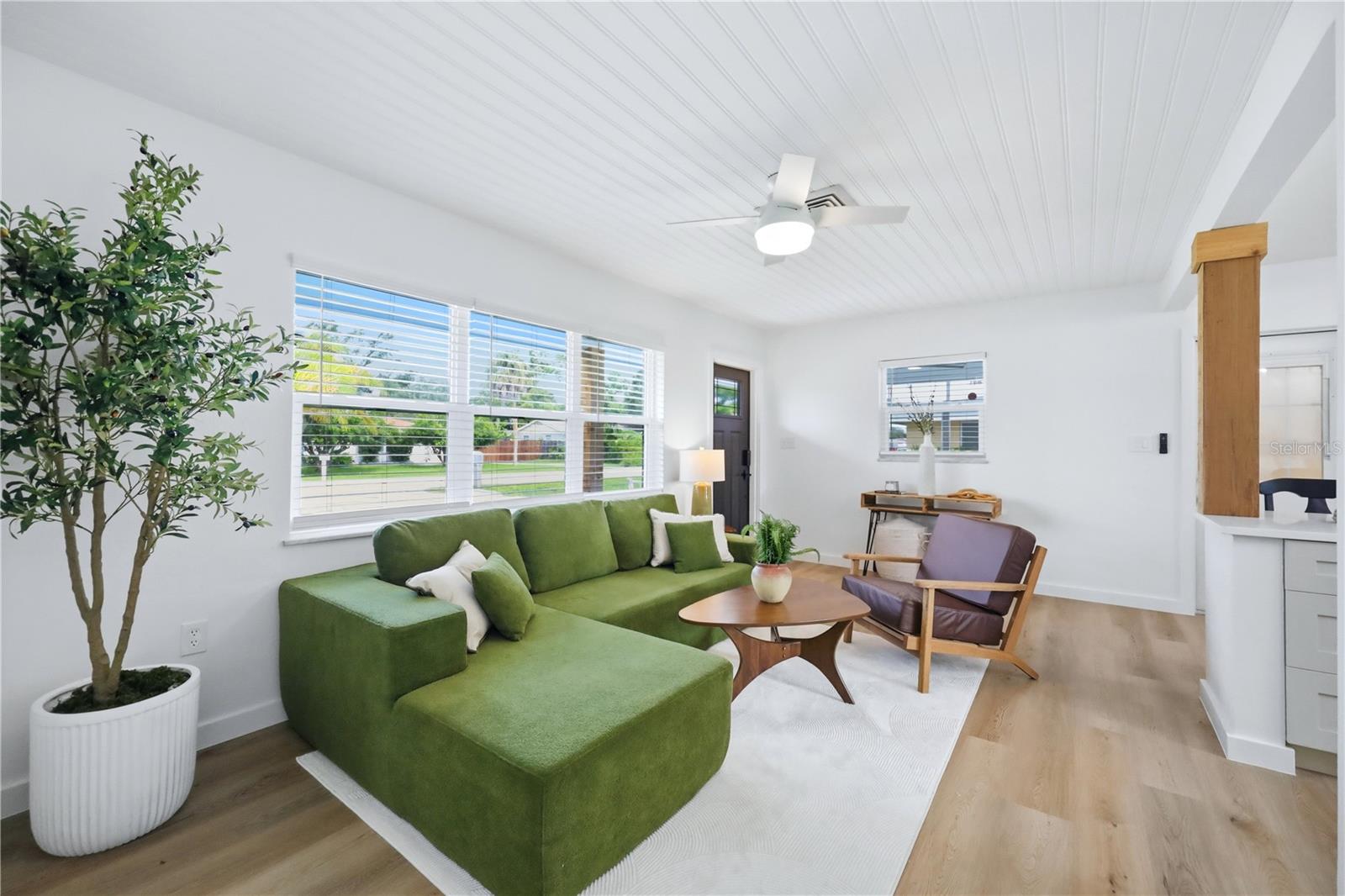 6103 CARLTON AVE — photo 3
