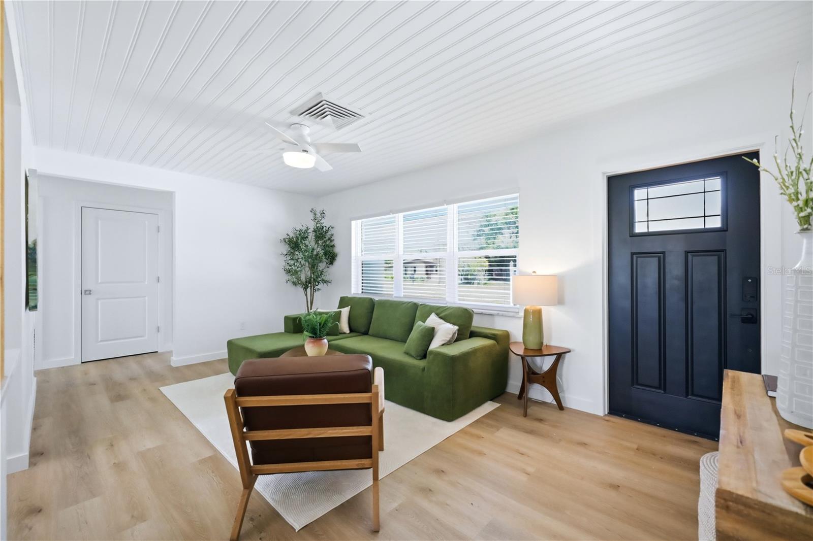 6103 CARLTON AVE — photo 11