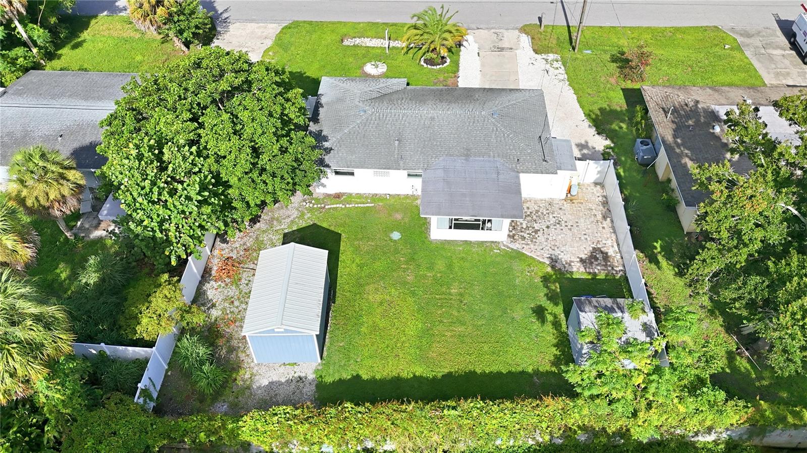 6103 CARLTON AVE — photo 29