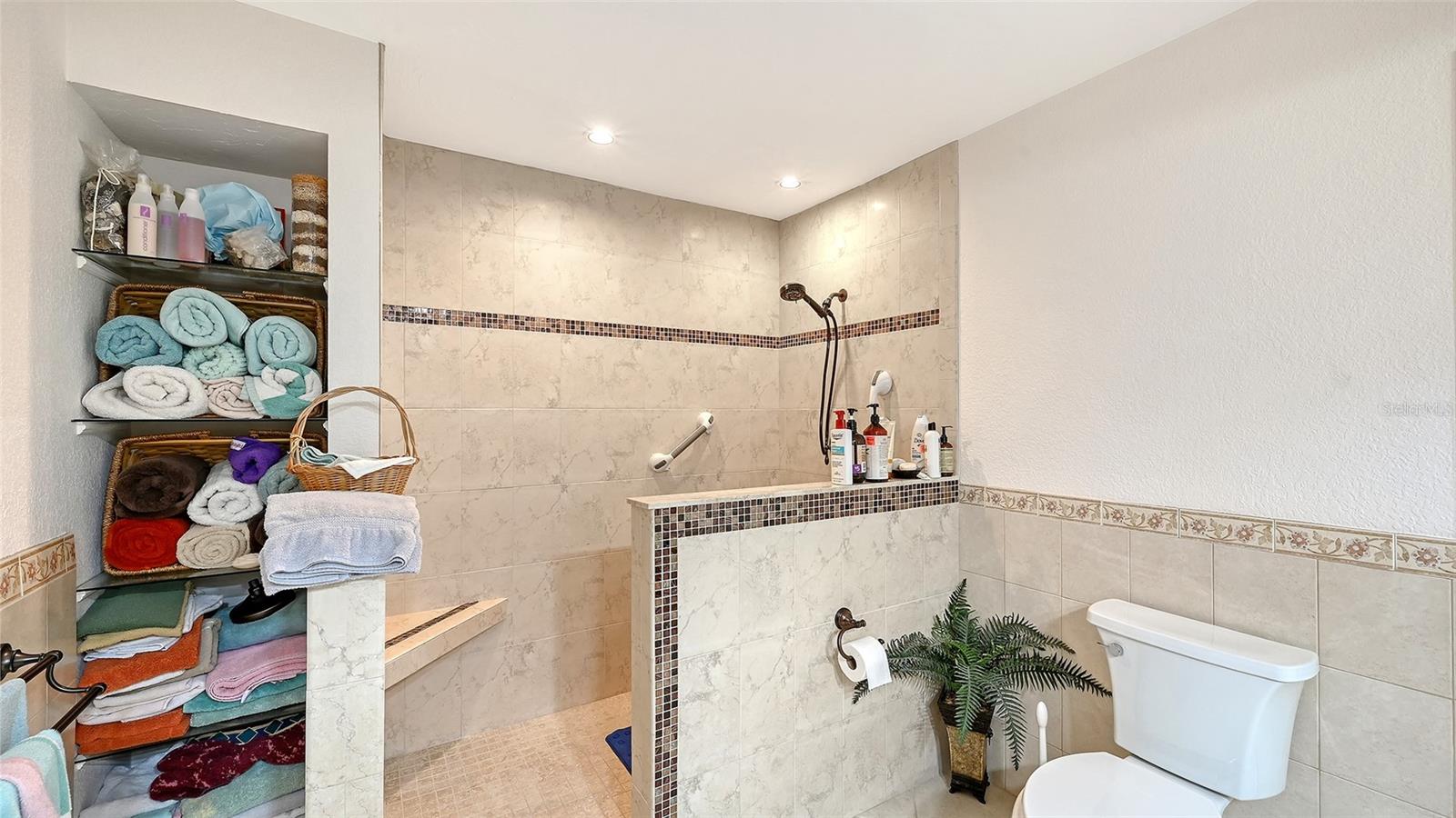 4777 OVERBURY PL — photo 32