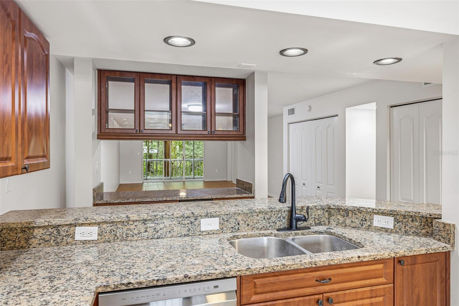 2533 DOLLY BAY DR #105 — photo 10