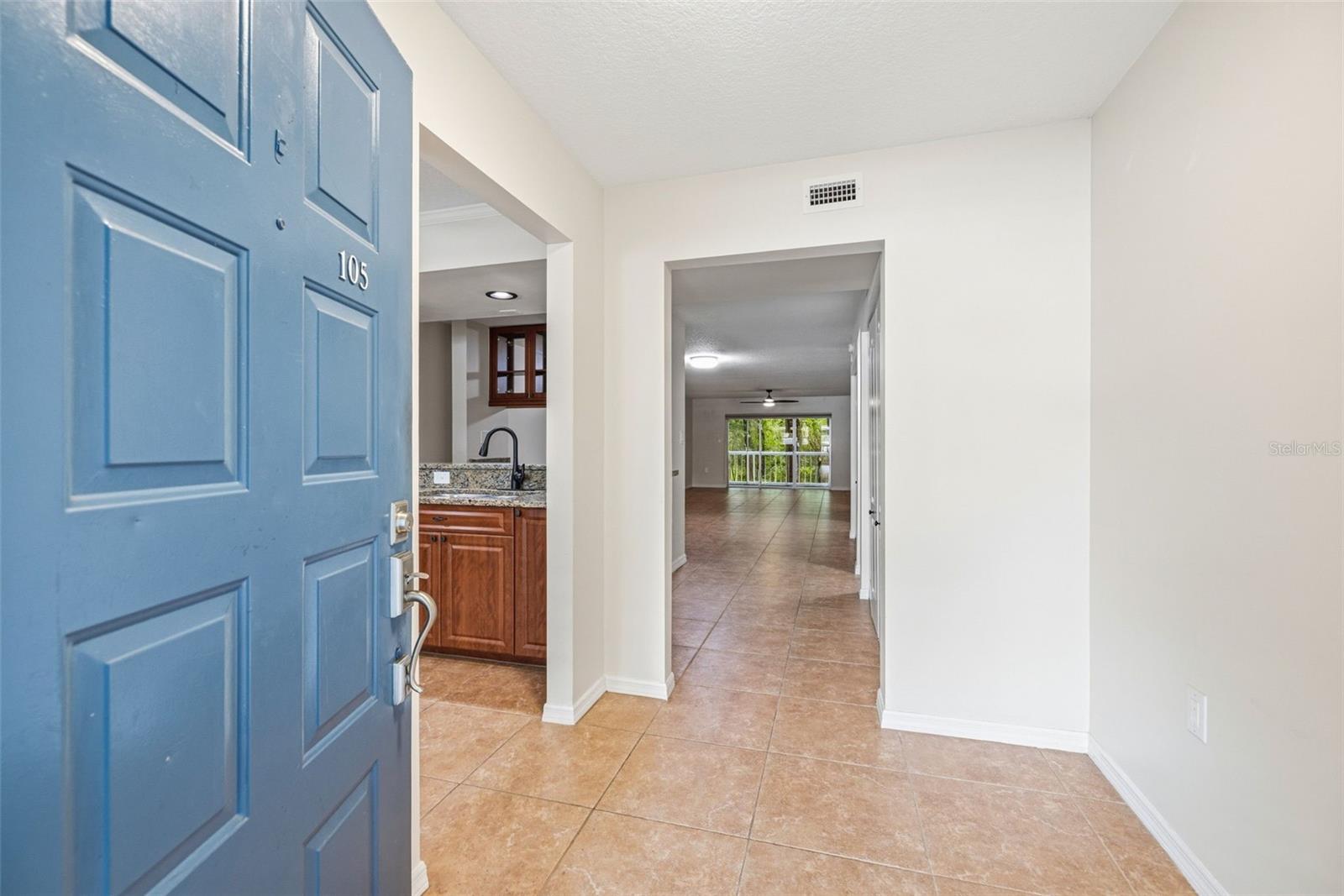 2533 DOLLY BAY DR #105 — photo 3