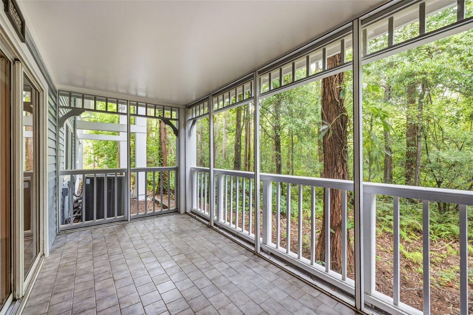 2533 DOLLY BAY DR #105 — photo 28