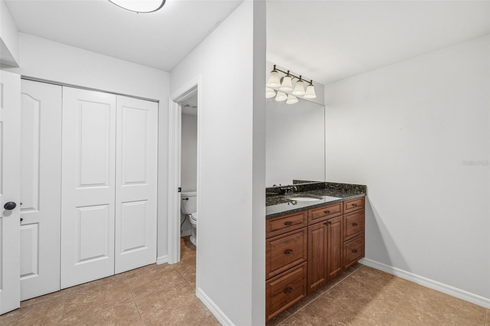 2533 DOLLY BAY DR #105 — photo 24