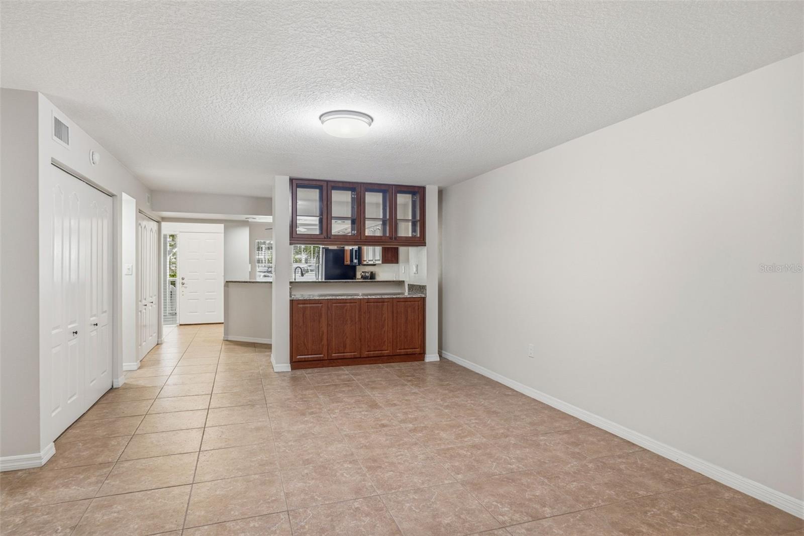 2533 DOLLY BAY DR #105 — photo 12