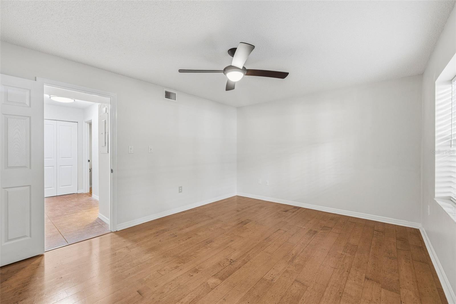 2533 DOLLY BAY DR #105 — photo 23