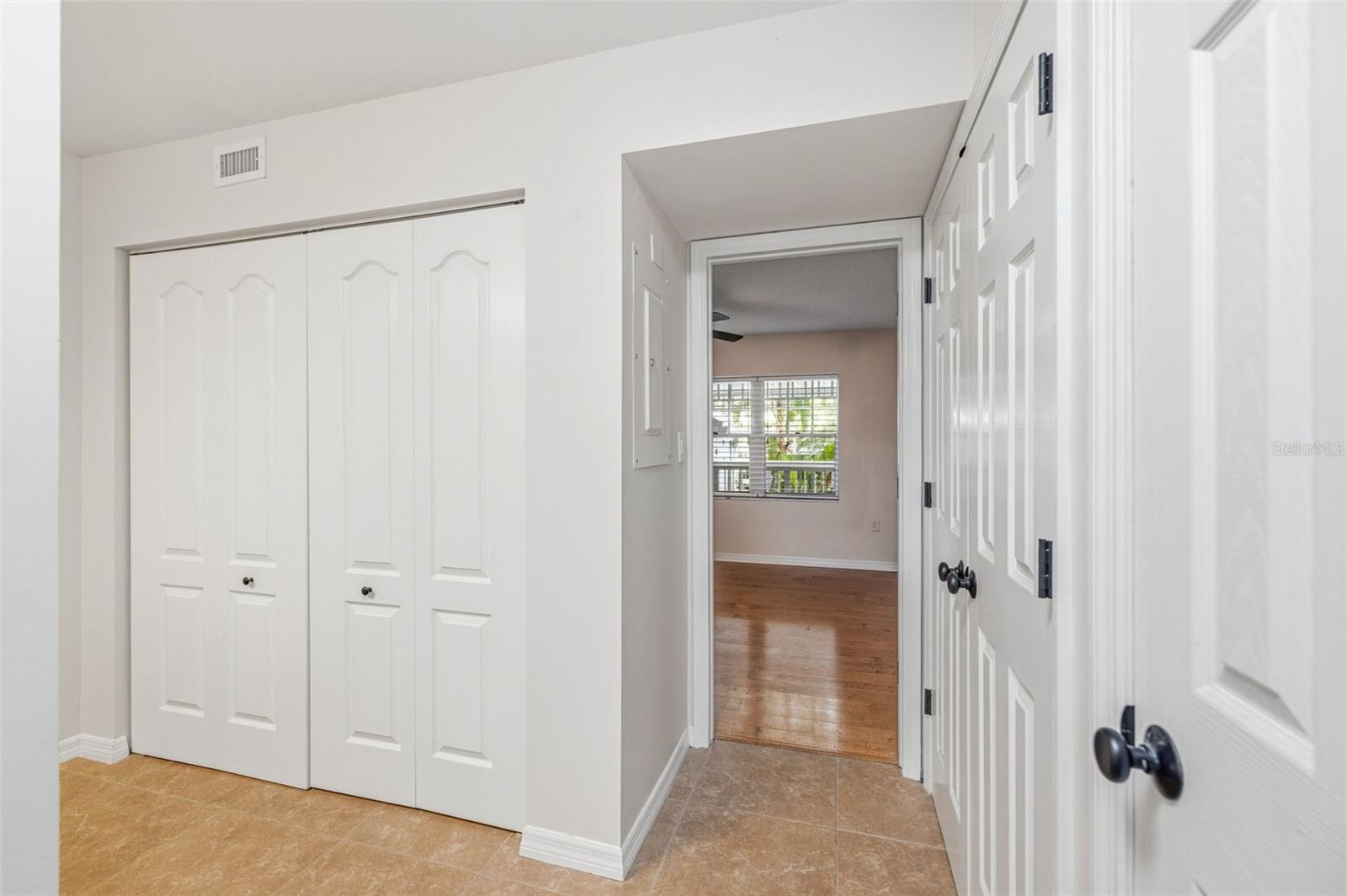 2533 DOLLY BAY DR #105 — photo 25