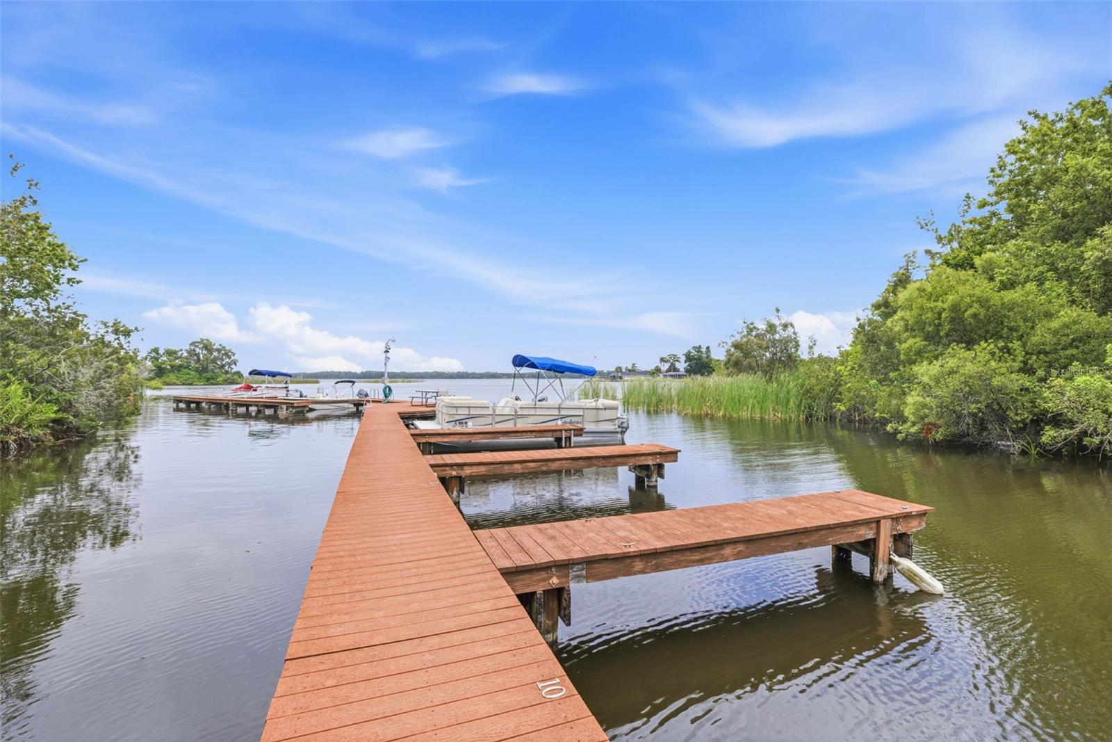 2533 DOLLY BAY DR #105 — photo 33