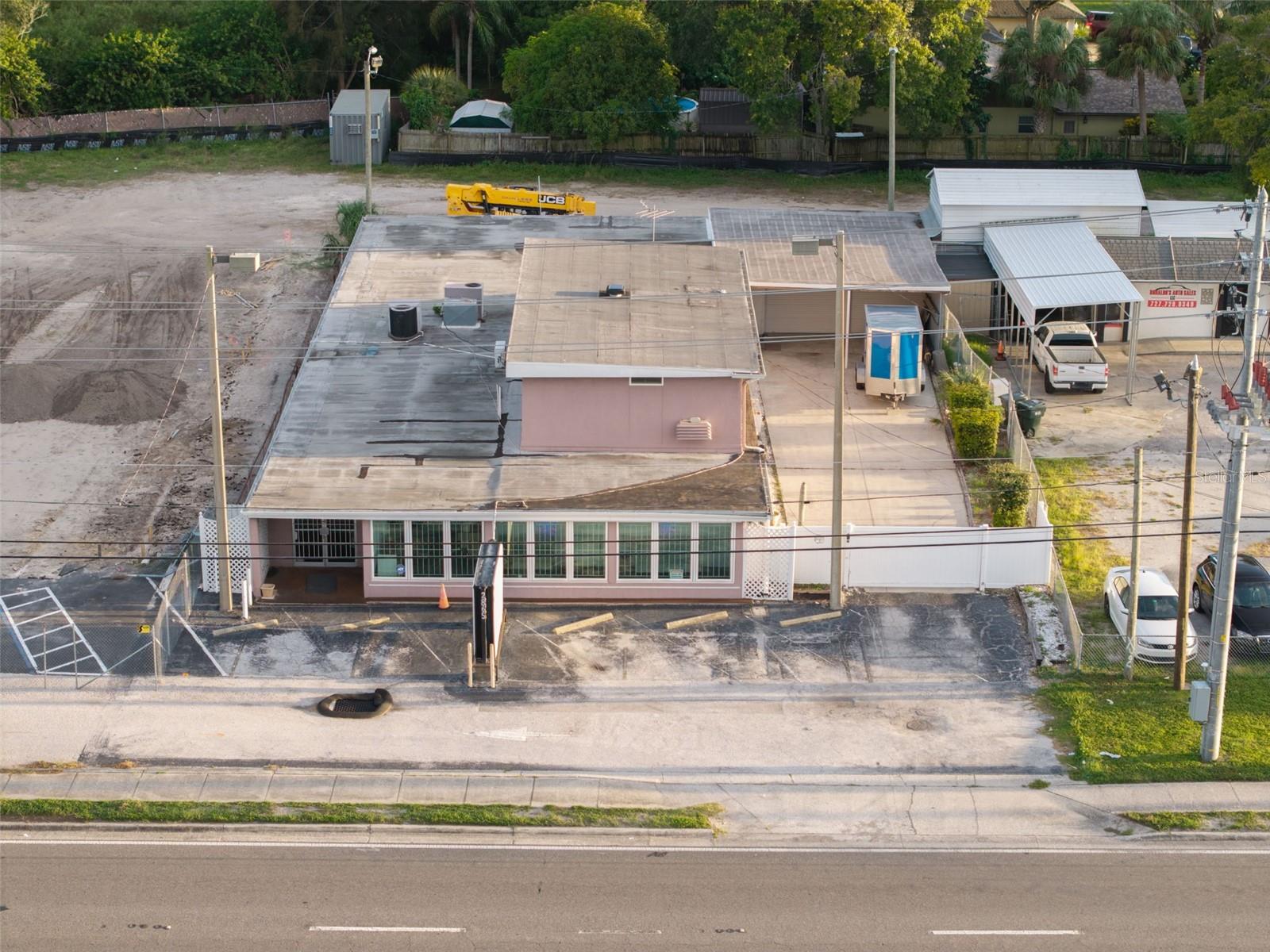2865 E BAY DR — photo 36