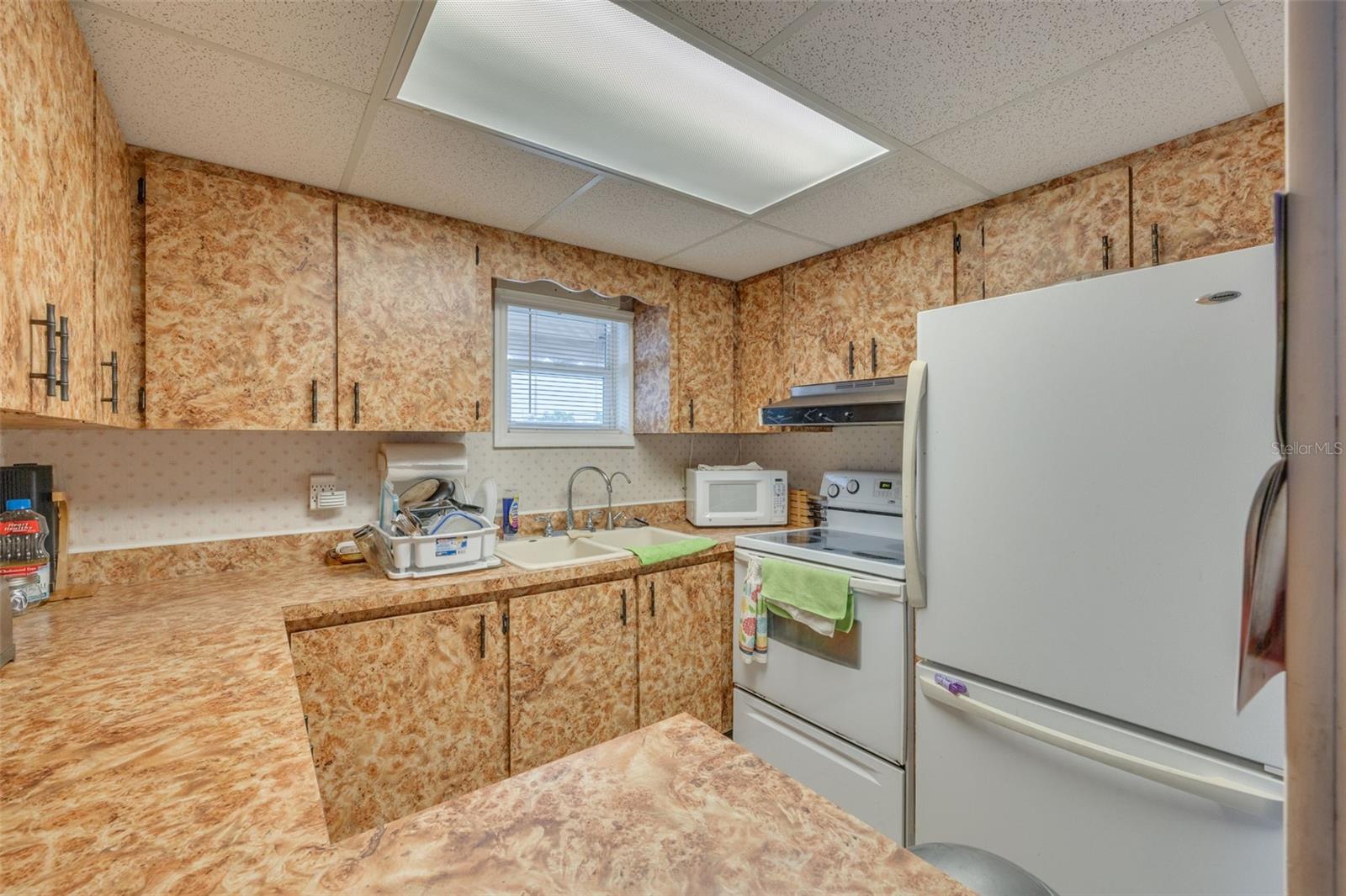 2865 E BAY DR — photo 32