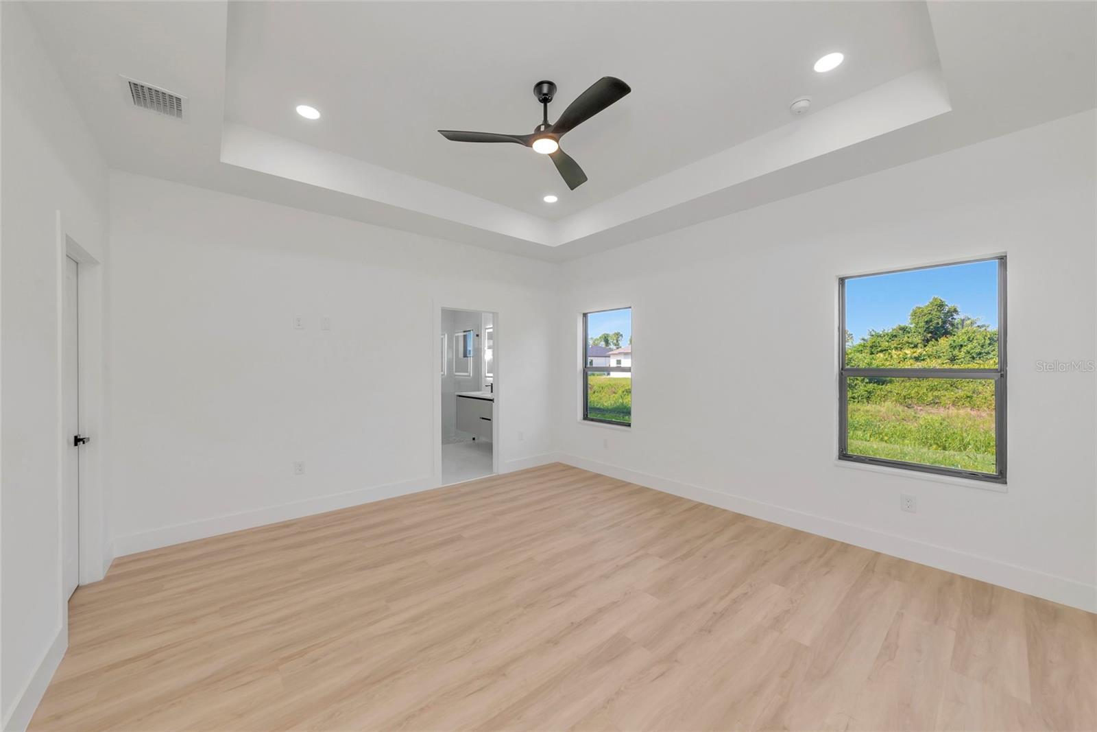 1274 RONALD ST — photo 18