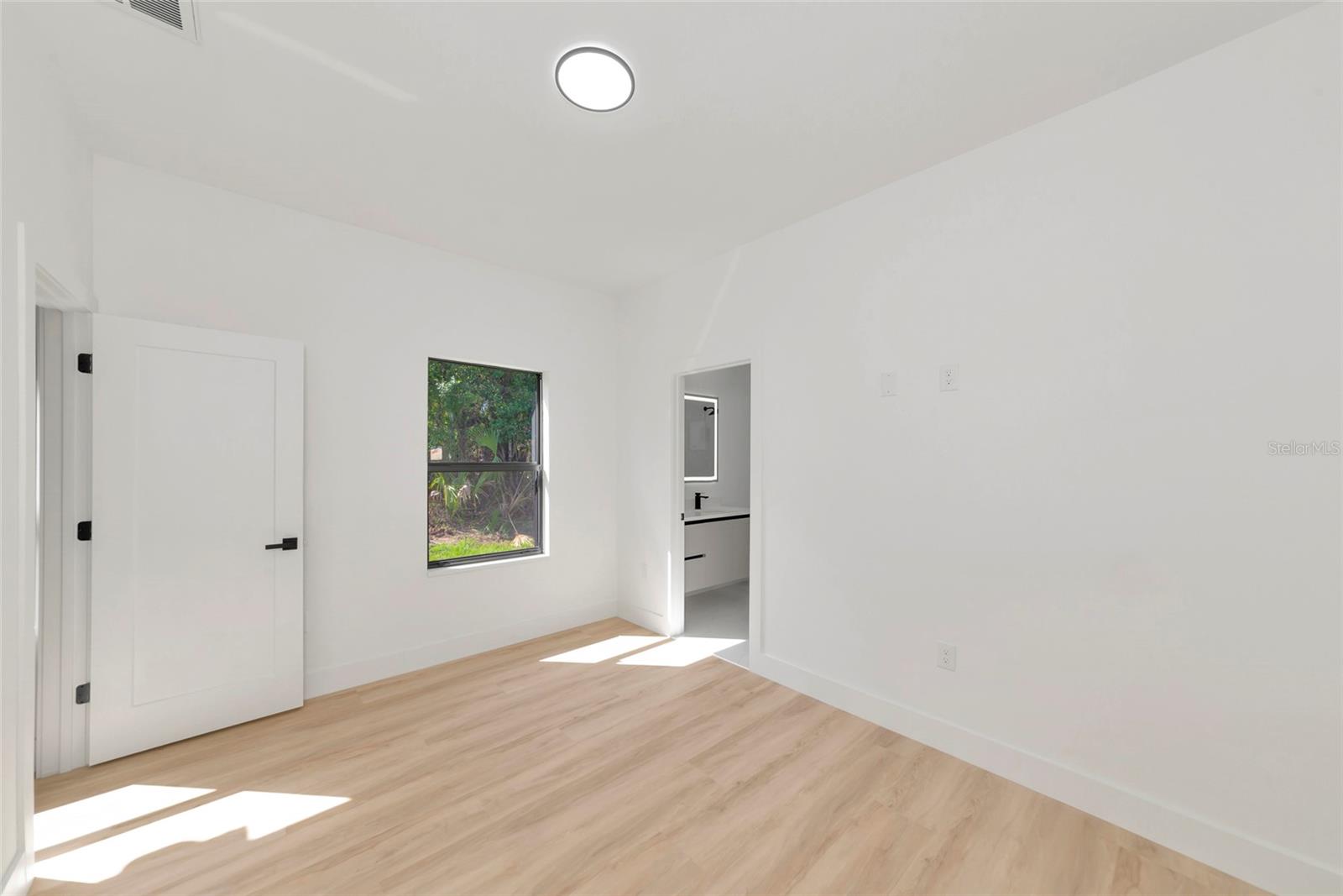 1274 RONALD ST — photo 36