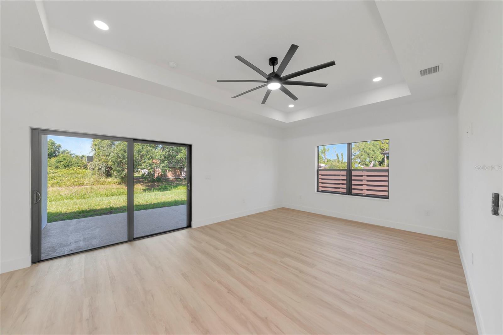 1274 RONALD ST — photo 12