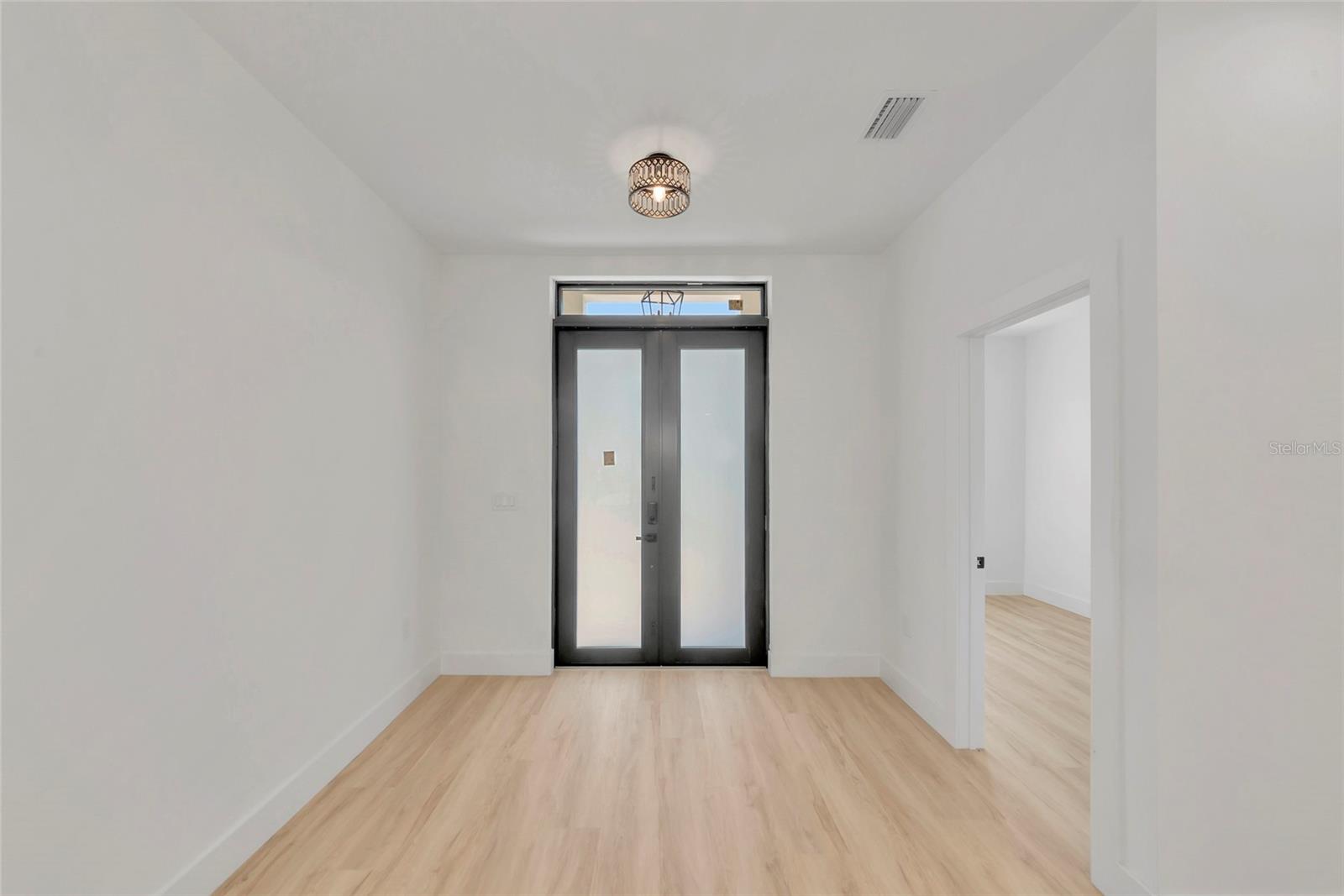 1274 RONALD ST — photo 3
