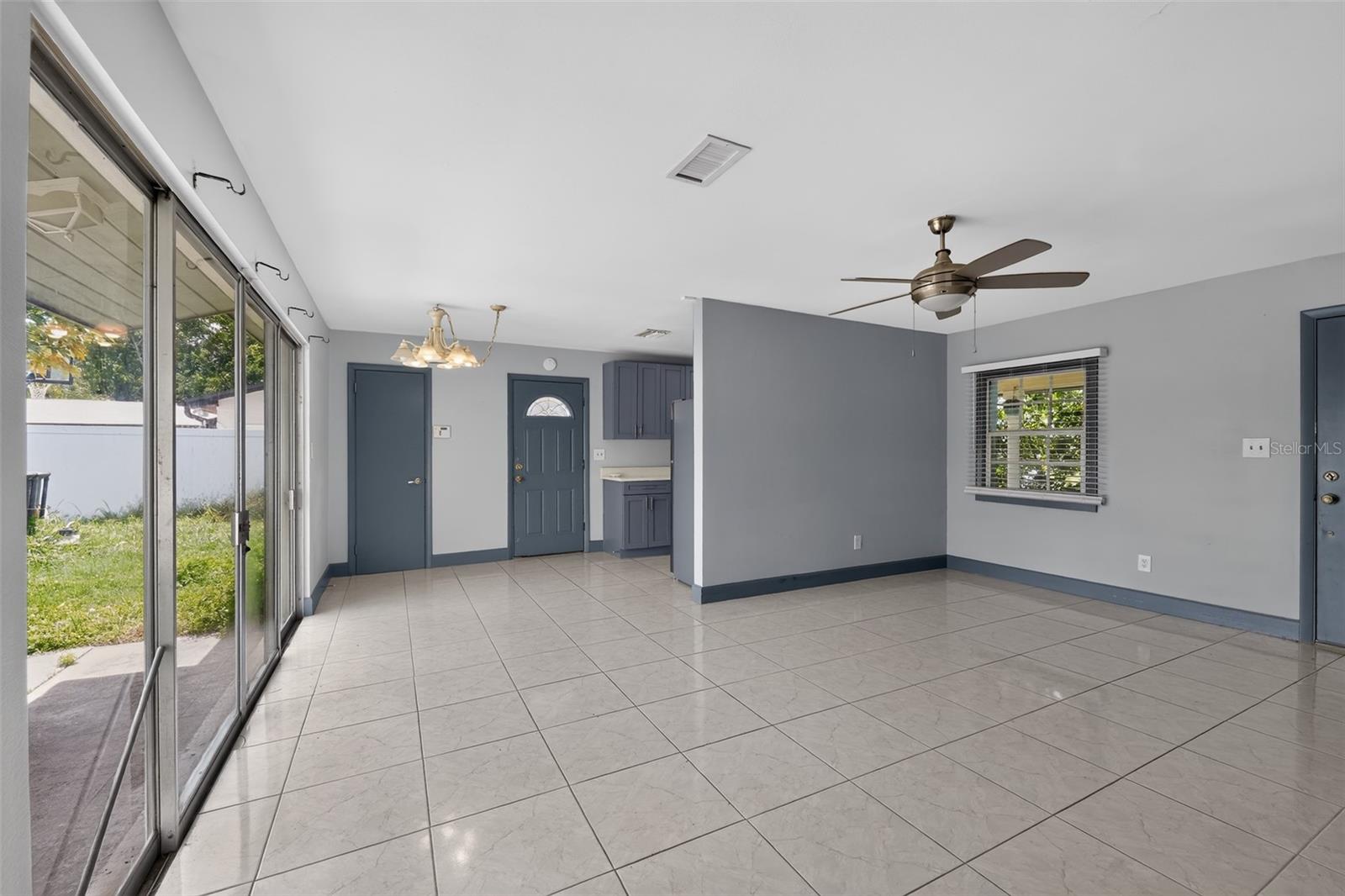 5005 STOLLS AVE — photo 13