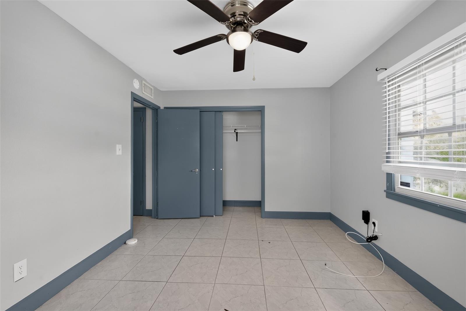 5005 STOLLS AVE — photo 31