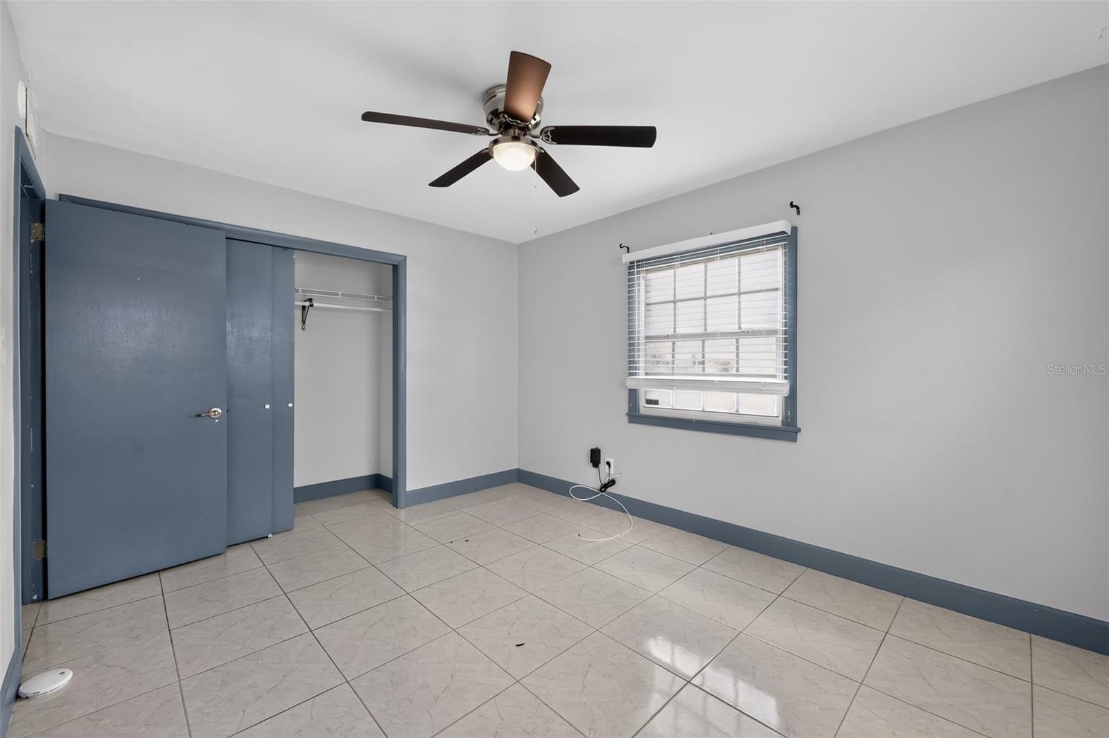 5005 STOLLS AVE — photo 30