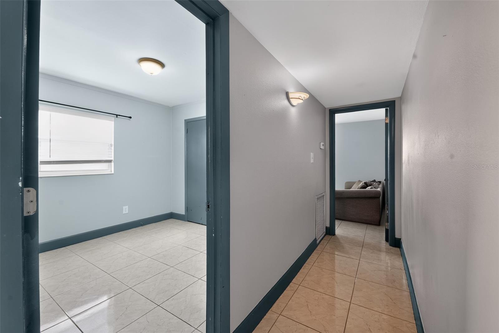 5005 STOLLS AVE — photo 6