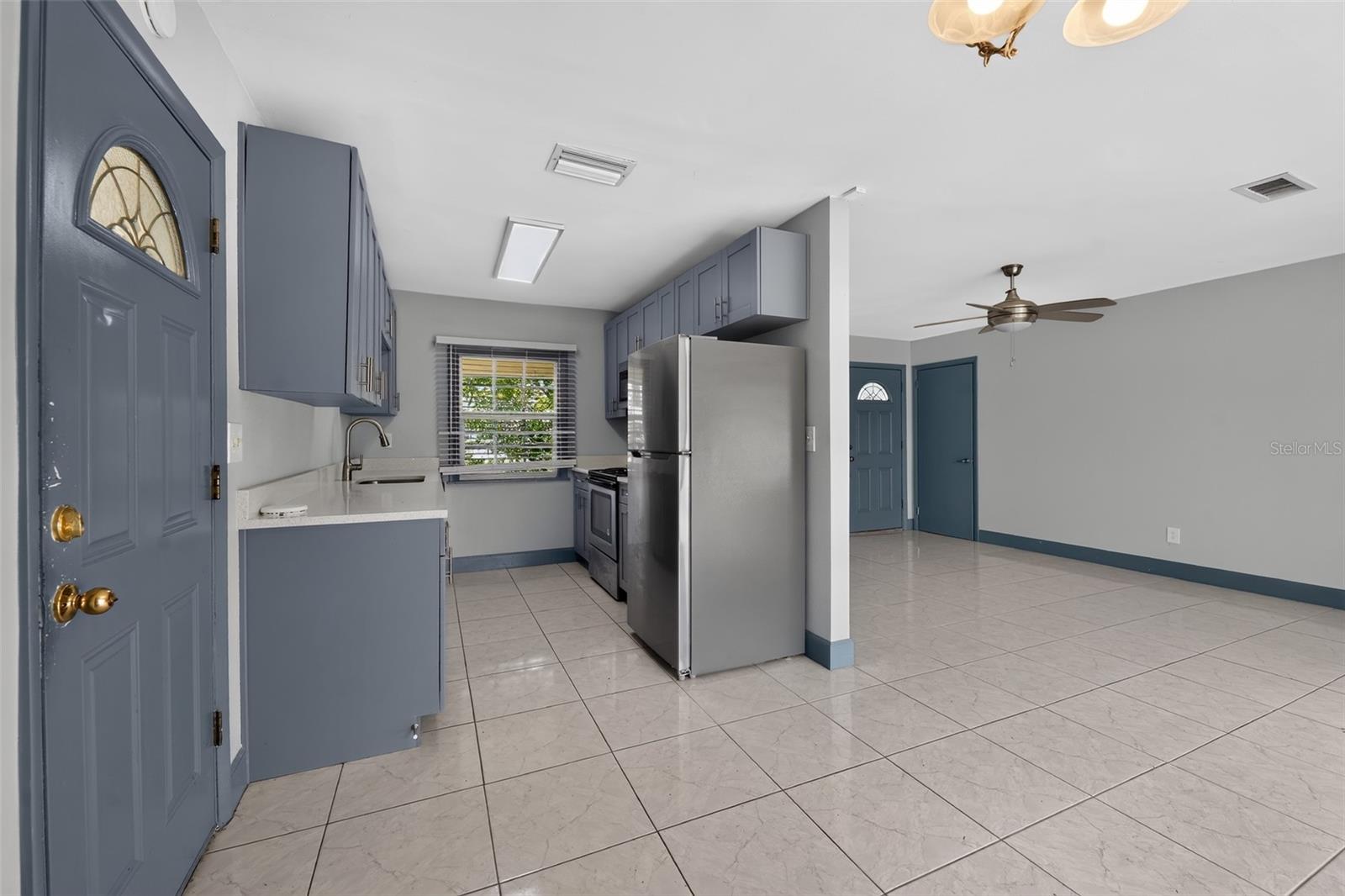 5005 STOLLS AVE — photo 24