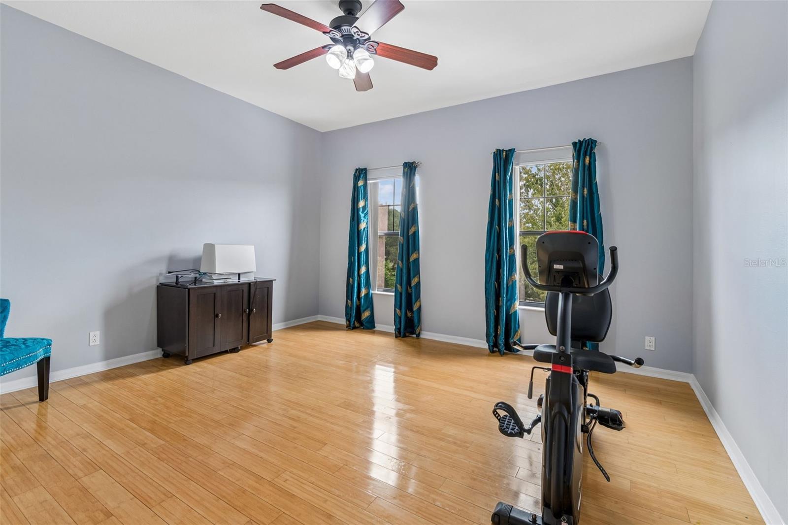 15630 N HIMES AVE — photo 49