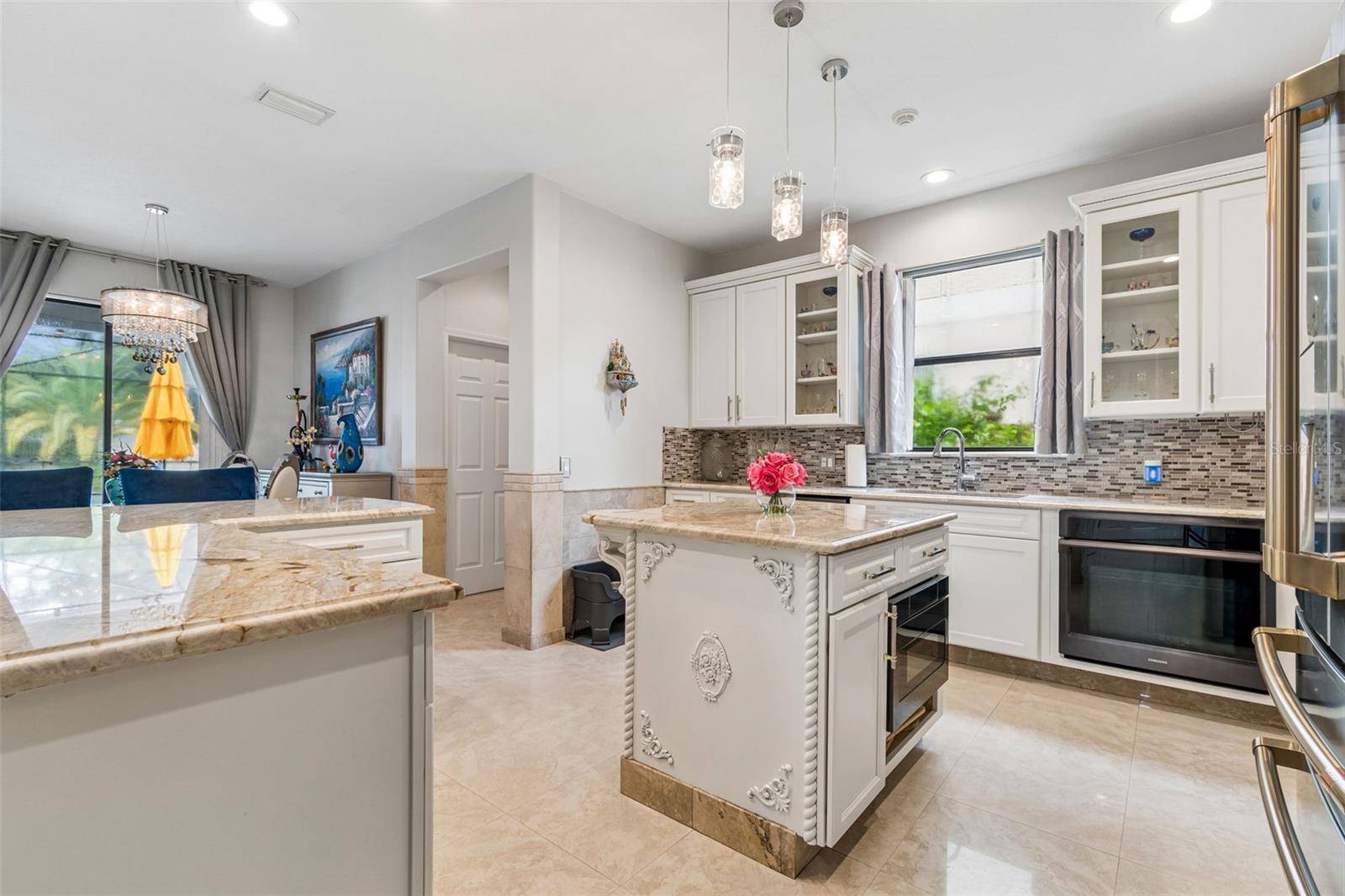 15630 N HIMES AVE — photo 11