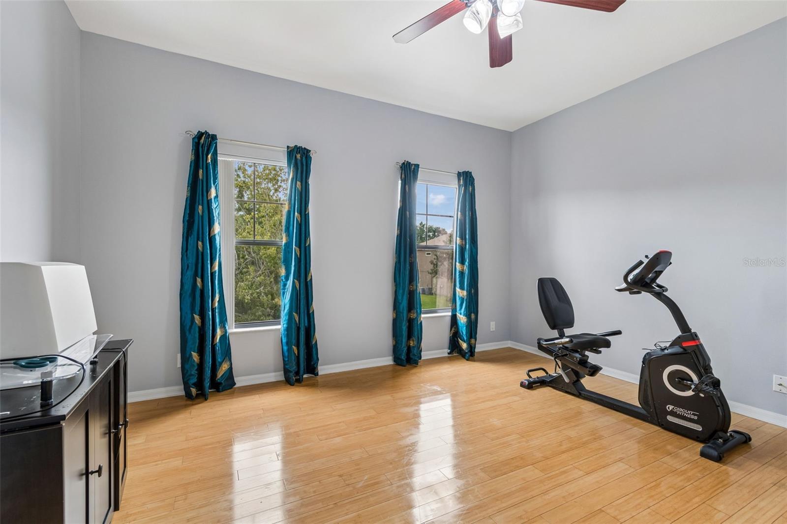 15630 N HIMES AVE — photo 50