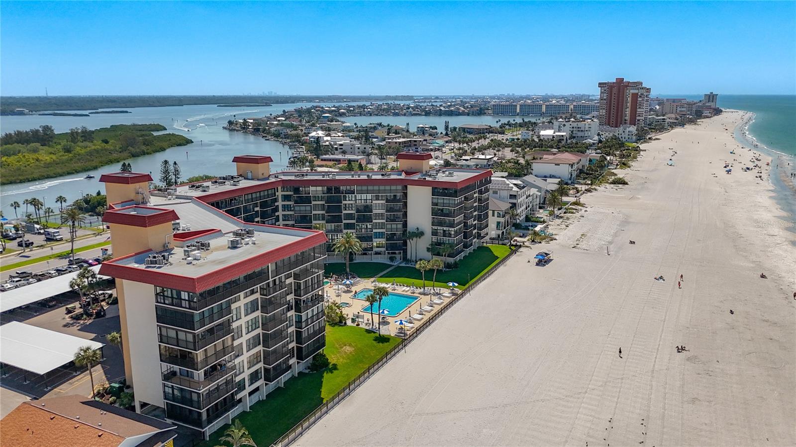 18304 GULF BLVD #504 — photo 35