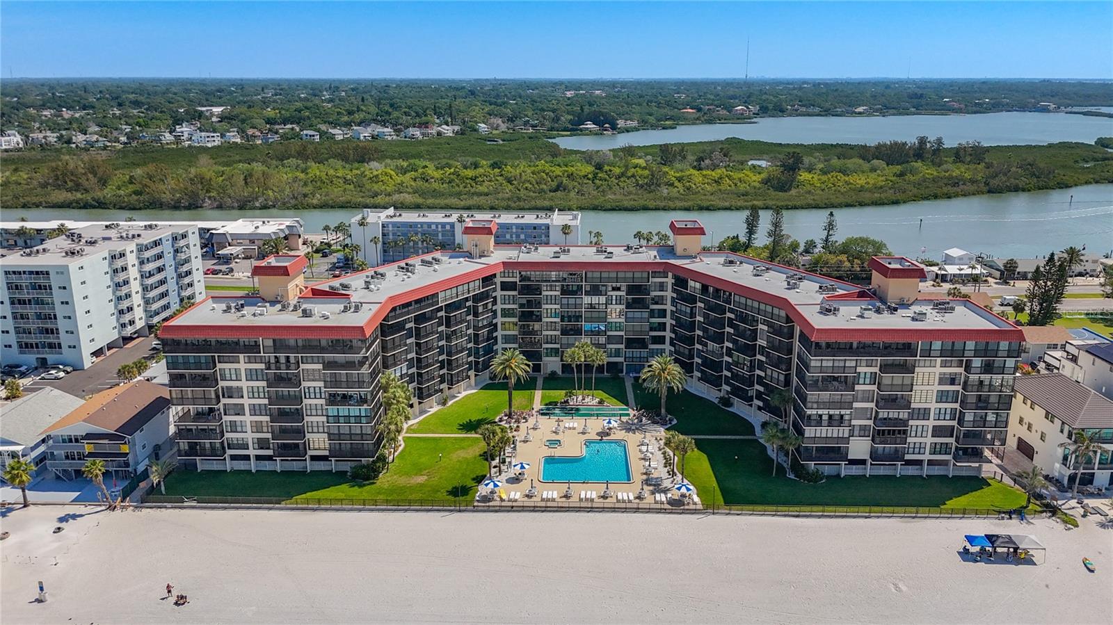 18304 GULF BLVD #504 — photo 37
