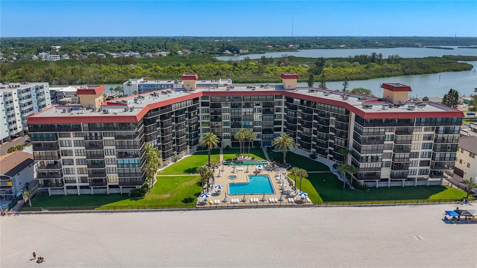 18304 GULF BLVD #504 — photo 31