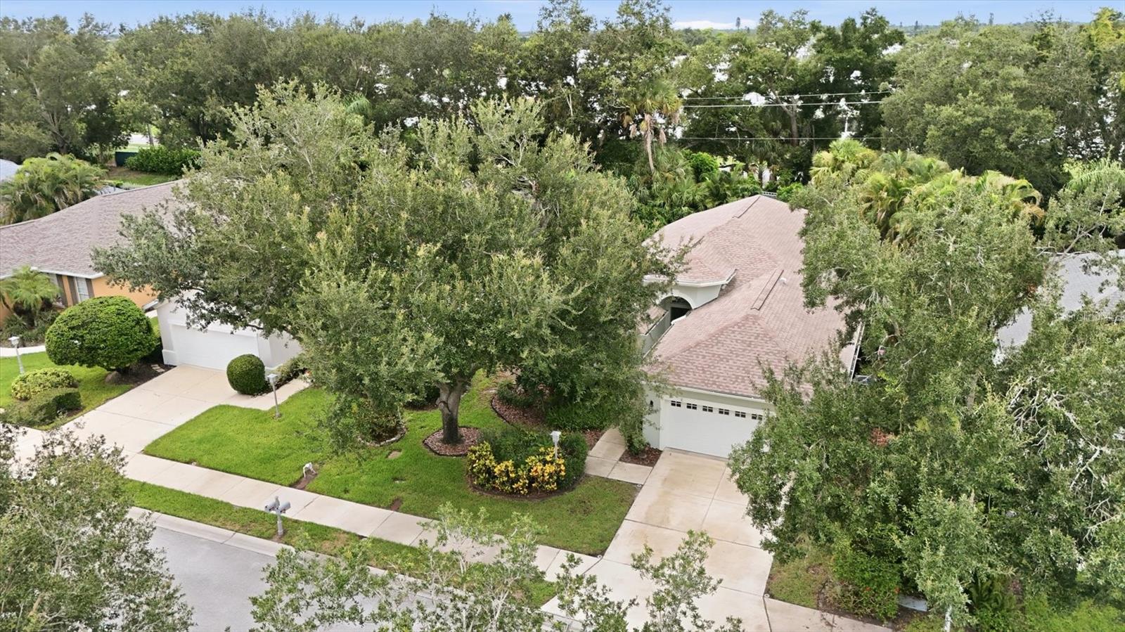 5540 SIMONTON ST — photo 3