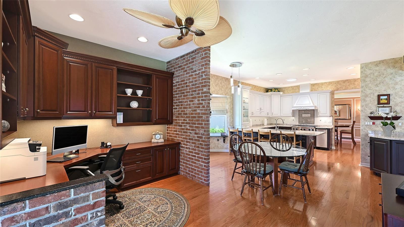 5476 GOLF POINTE DR — photo 23