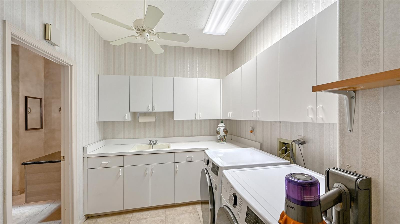 5476 GOLF POINTE DR — photo 29