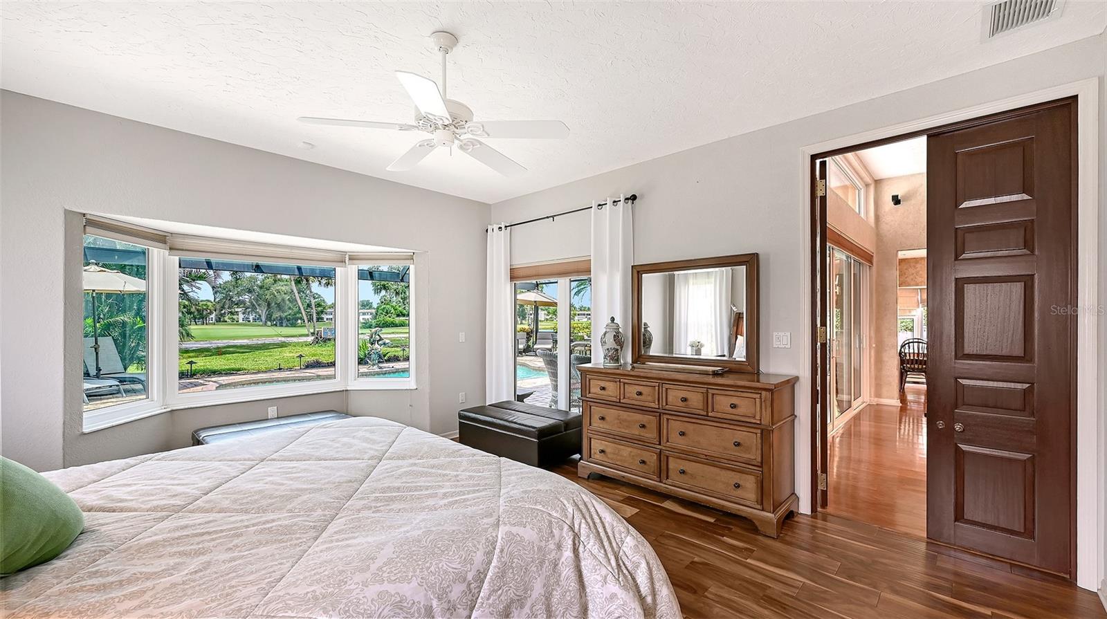 5476 GOLF POINTE DR — photo 35