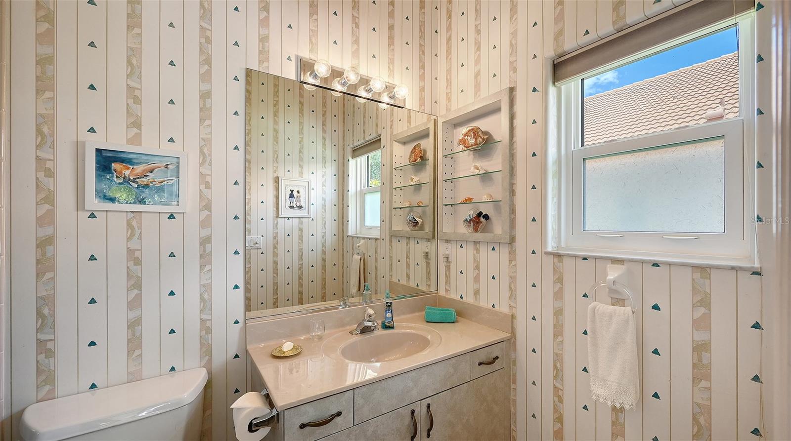 5476 GOLF POINTE DR — photo 32
