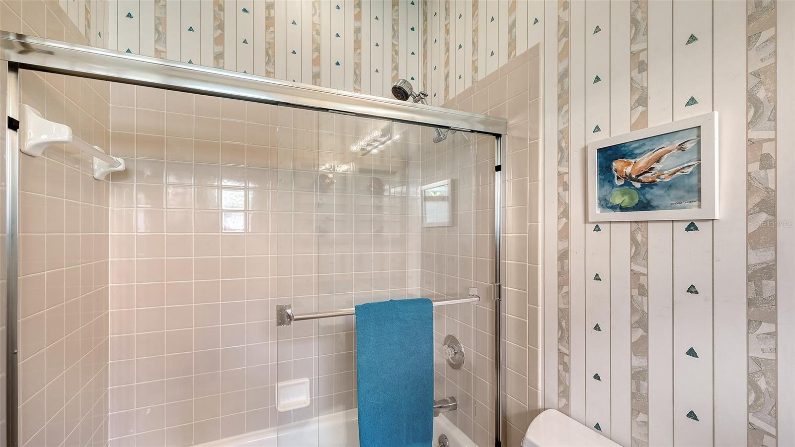 5476 GOLF POINTE DR — photo 33