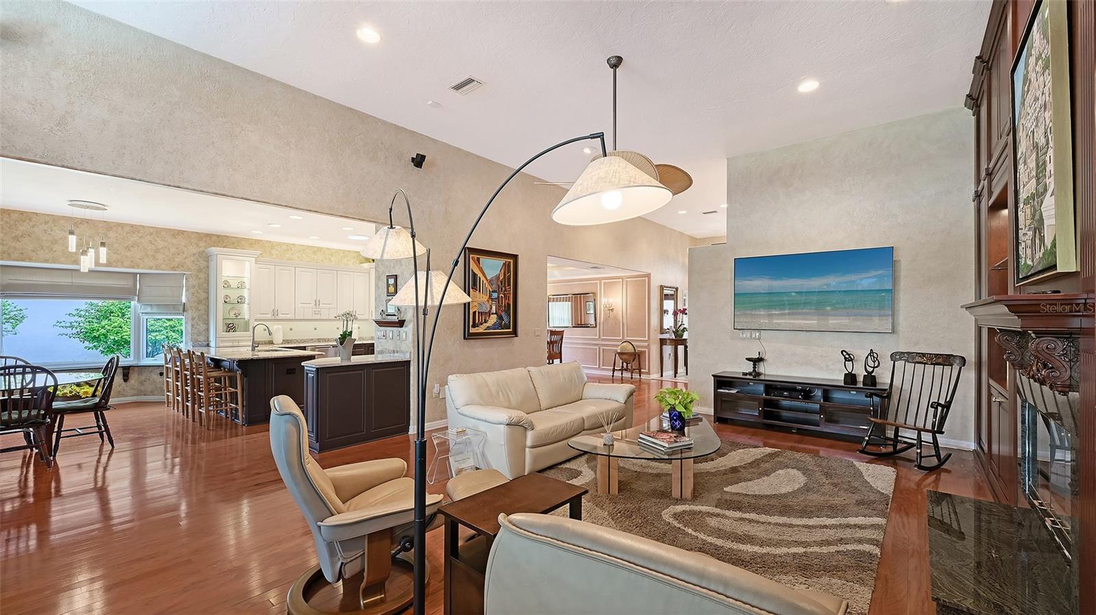 5476 GOLF POINTE DR — photo 14